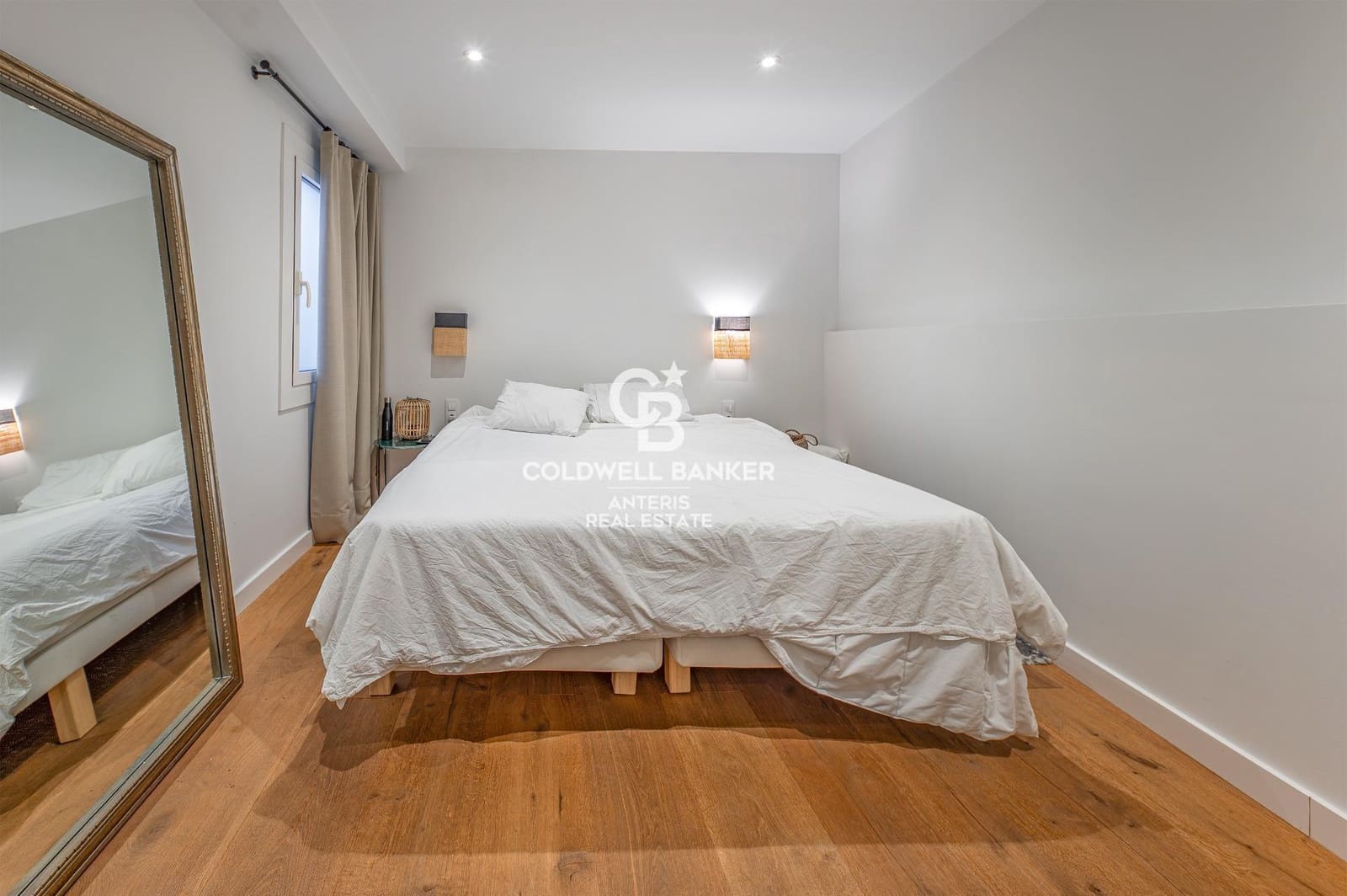 2 makuuhuone Kattohuoneisto myytävänä paikassa Barcelona kaupunki - 795 000 € (Ref: 10059097)