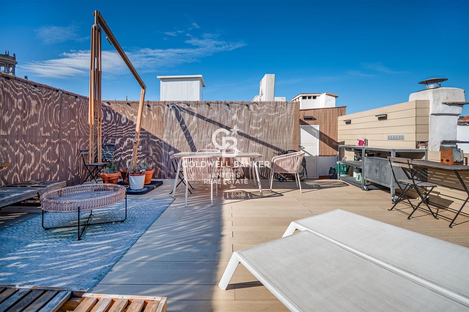 2 makuuhuone Kattohuoneisto myytävänä paikassa Barcelona kaupunki - 795 000 € (Ref: 10059097)