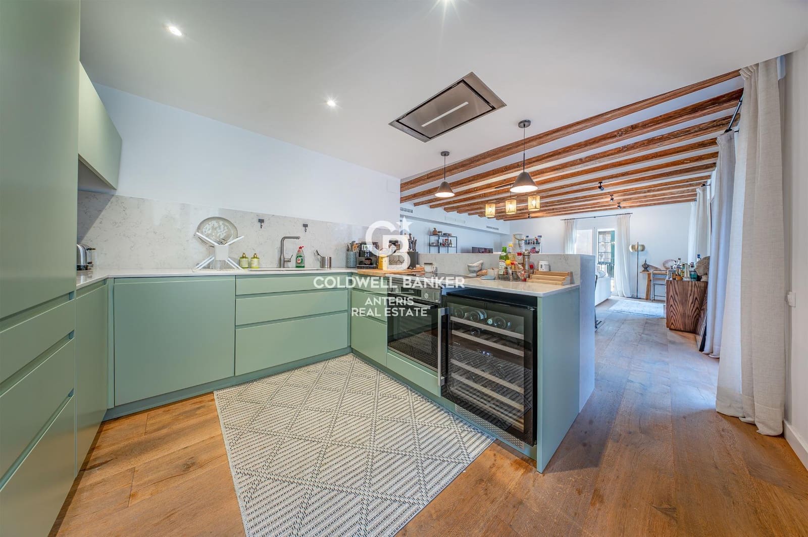 2 makuuhuone Kattohuoneisto myytävänä paikassa Barcelona kaupunki - 795 000 € (Ref: 10059097)
