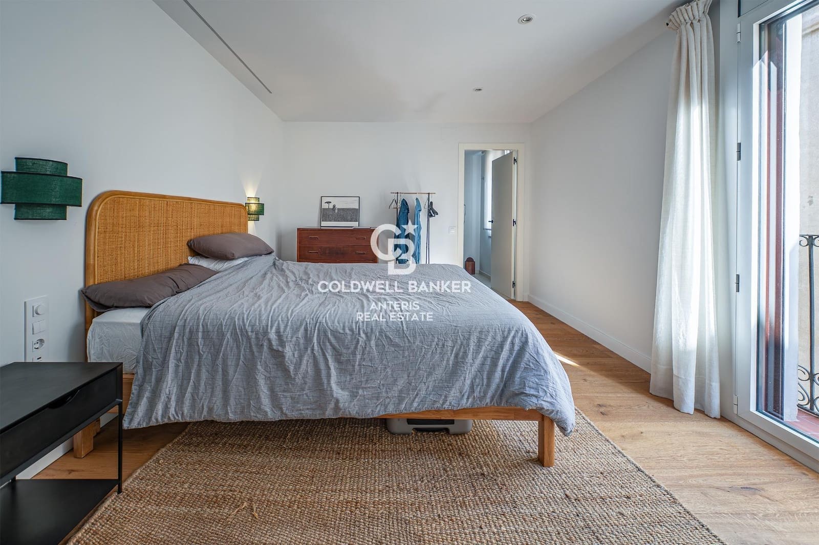 2 makuuhuone Kattohuoneisto myytävänä paikassa Barcelona kaupunki - 795 000 € (Ref: 10059097)