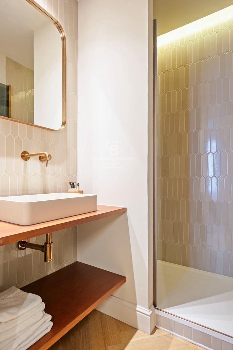 3 slaapkamer Flat te koop in Barcelona stad - € 1.795.000 (Ref: 10059100)