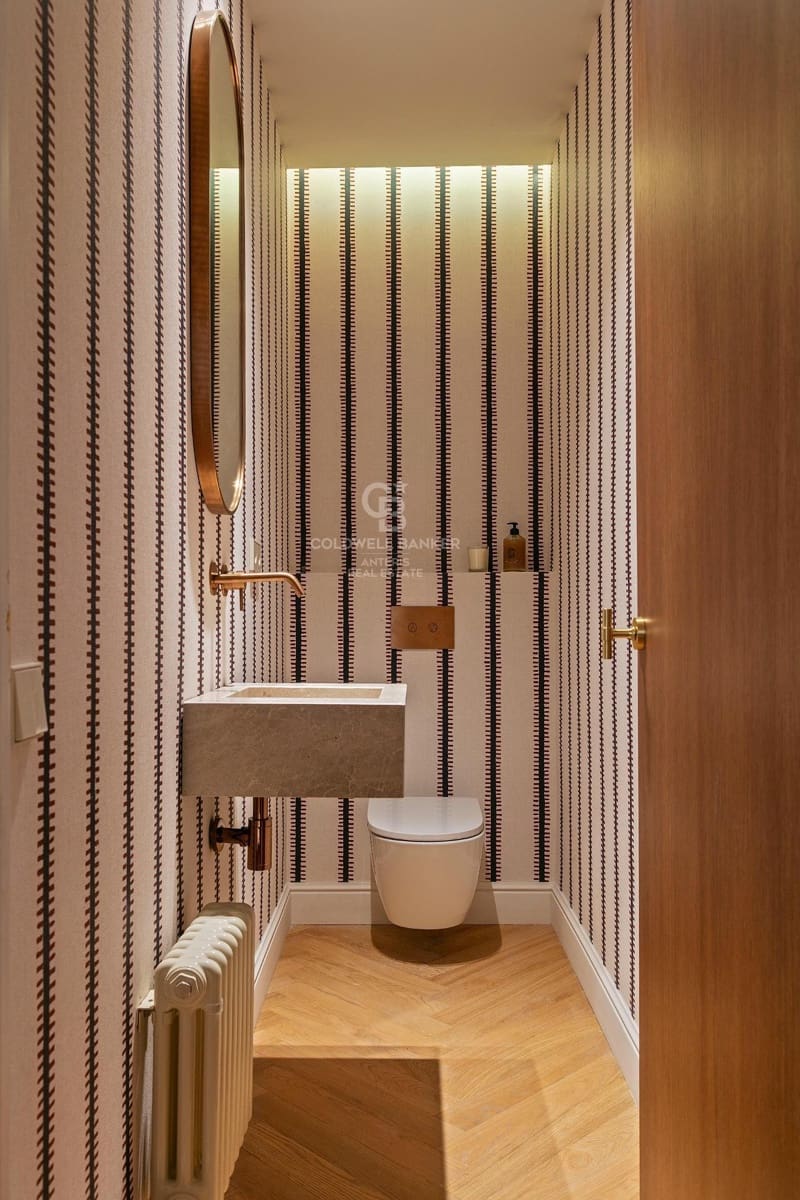 3 slaapkamer Flat te koop in Barcelona stad - € 1.795.000 (Ref: 10059100)