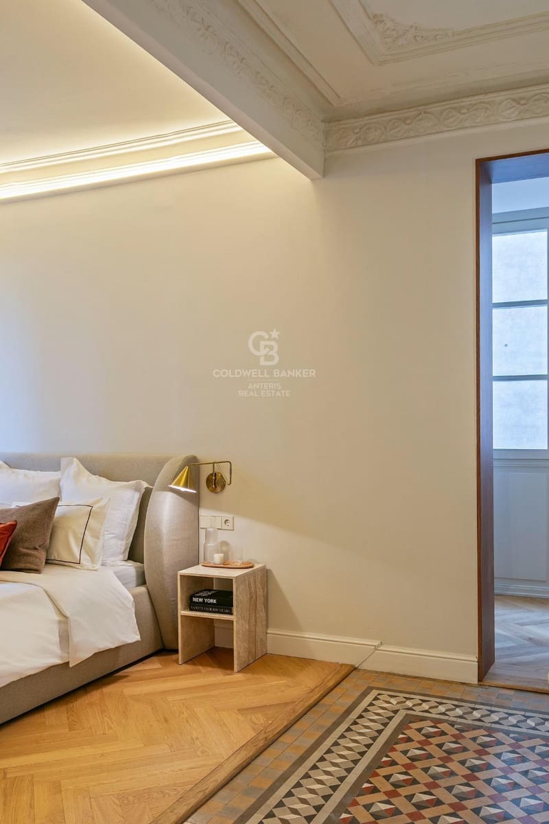 3 slaapkamer Flat te koop in Barcelona stad - € 1.795.000 (Ref: 10059100)