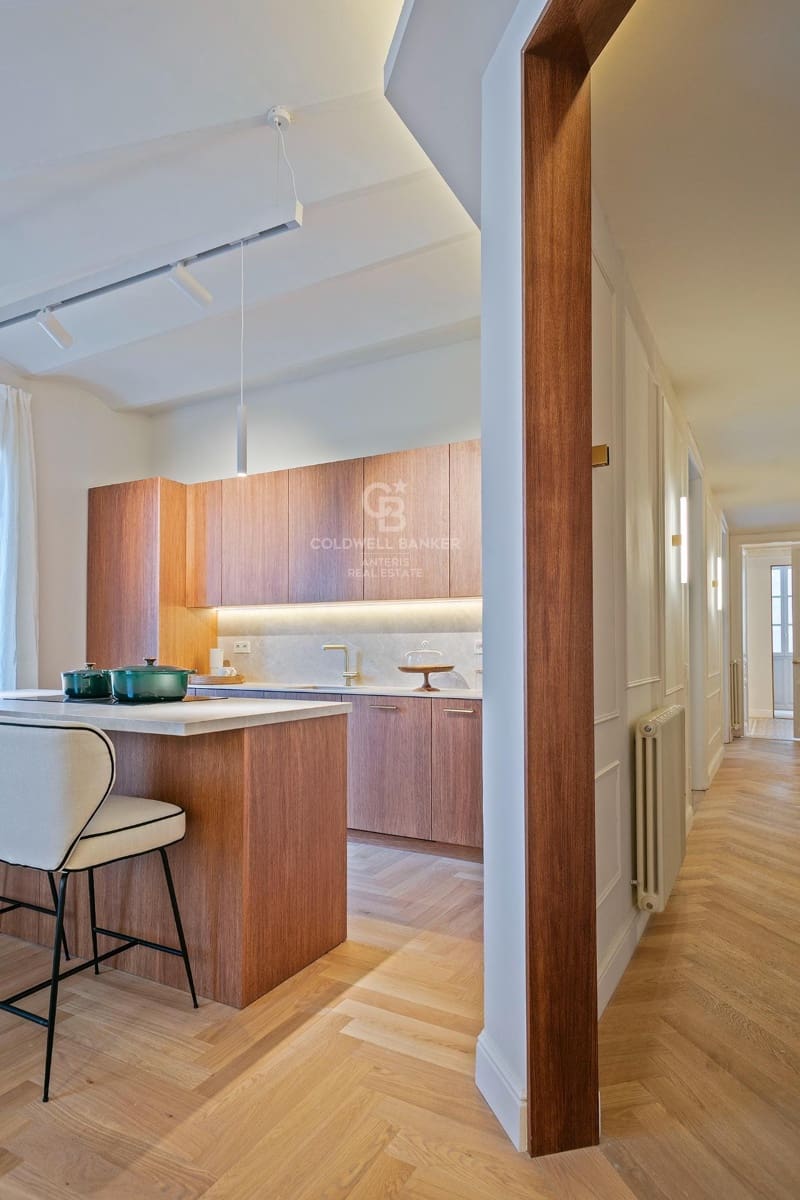 3 slaapkamer Flat te koop in Barcelona stad - € 1.795.000 (Ref: 10059100)