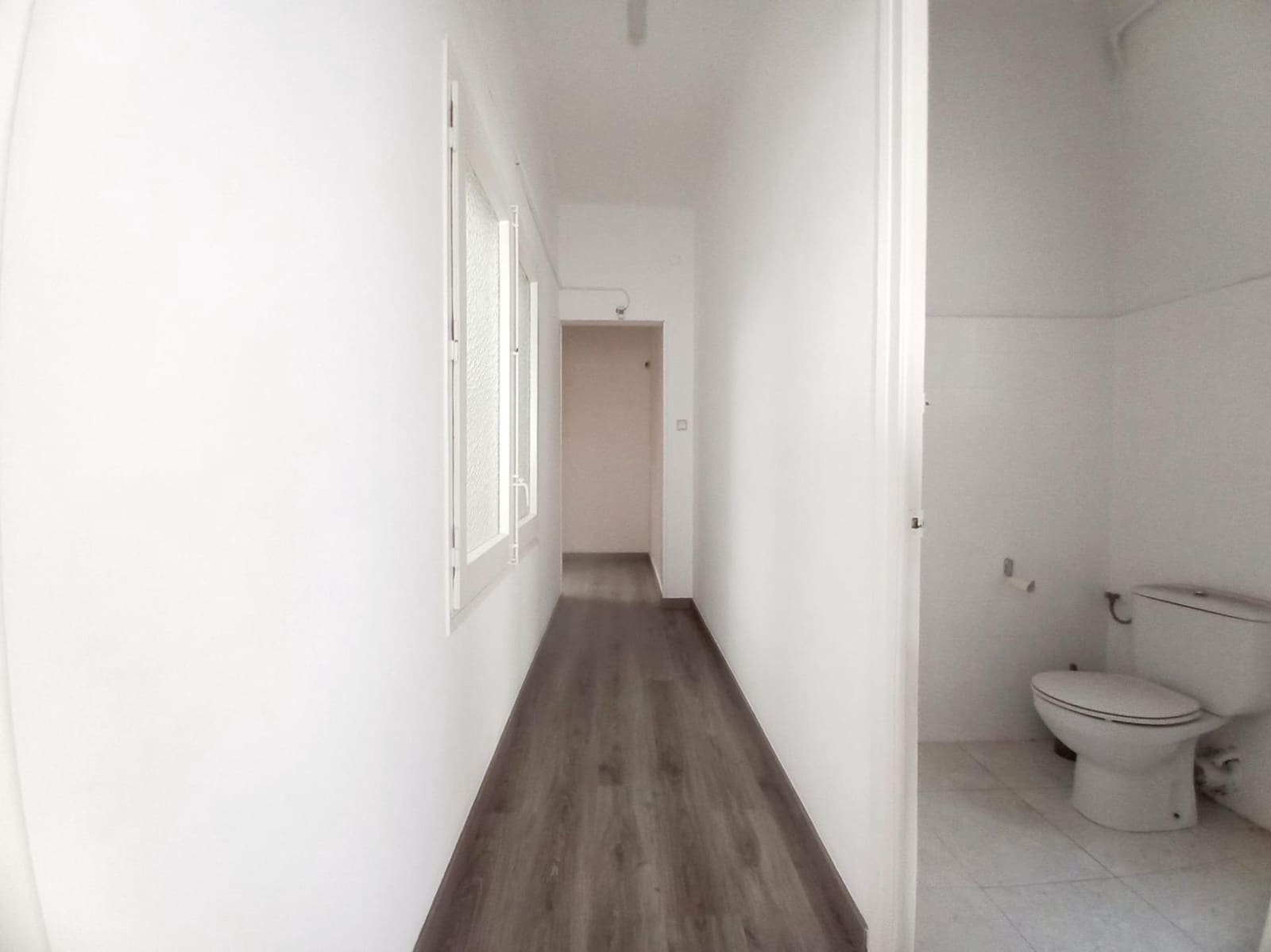 3 makuuhuone Toimisto vuokrattavana paikassa Barcelona kaupunki - 1 200 € (Ref: 10059103)