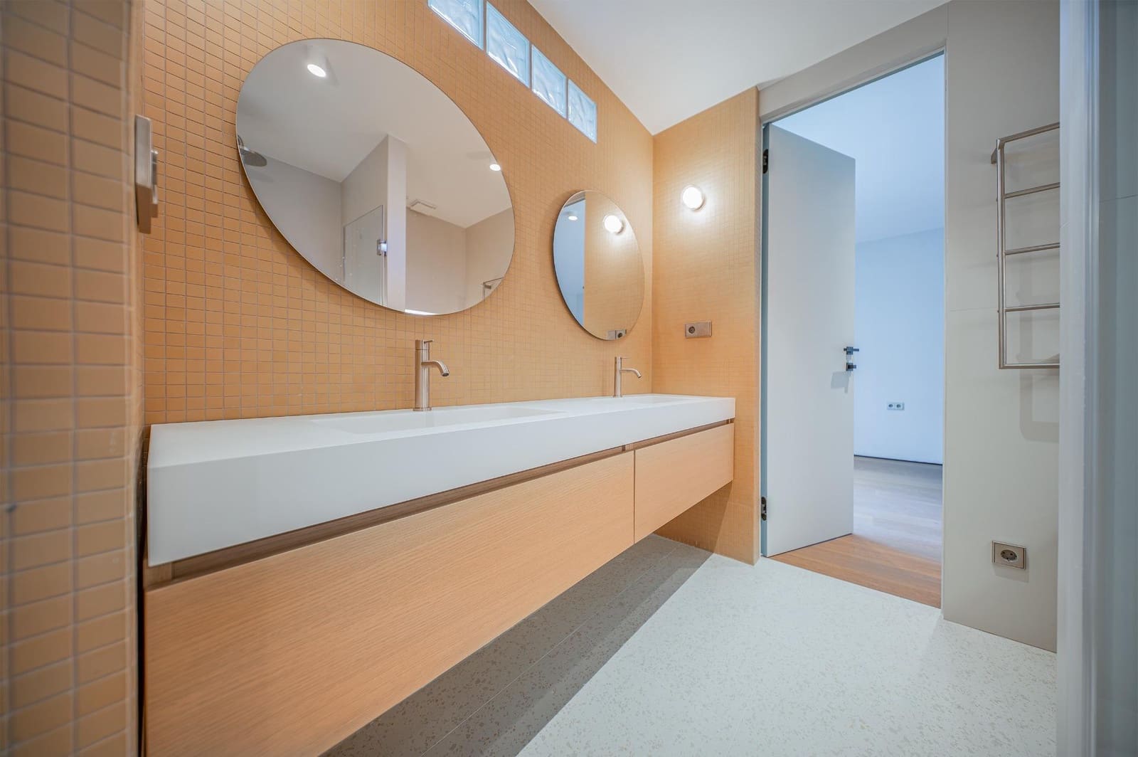 Piso de 6 habitaciones en Barcelona ciudad en venta con garaje - 2.800.000 € (Ref: 10059104)