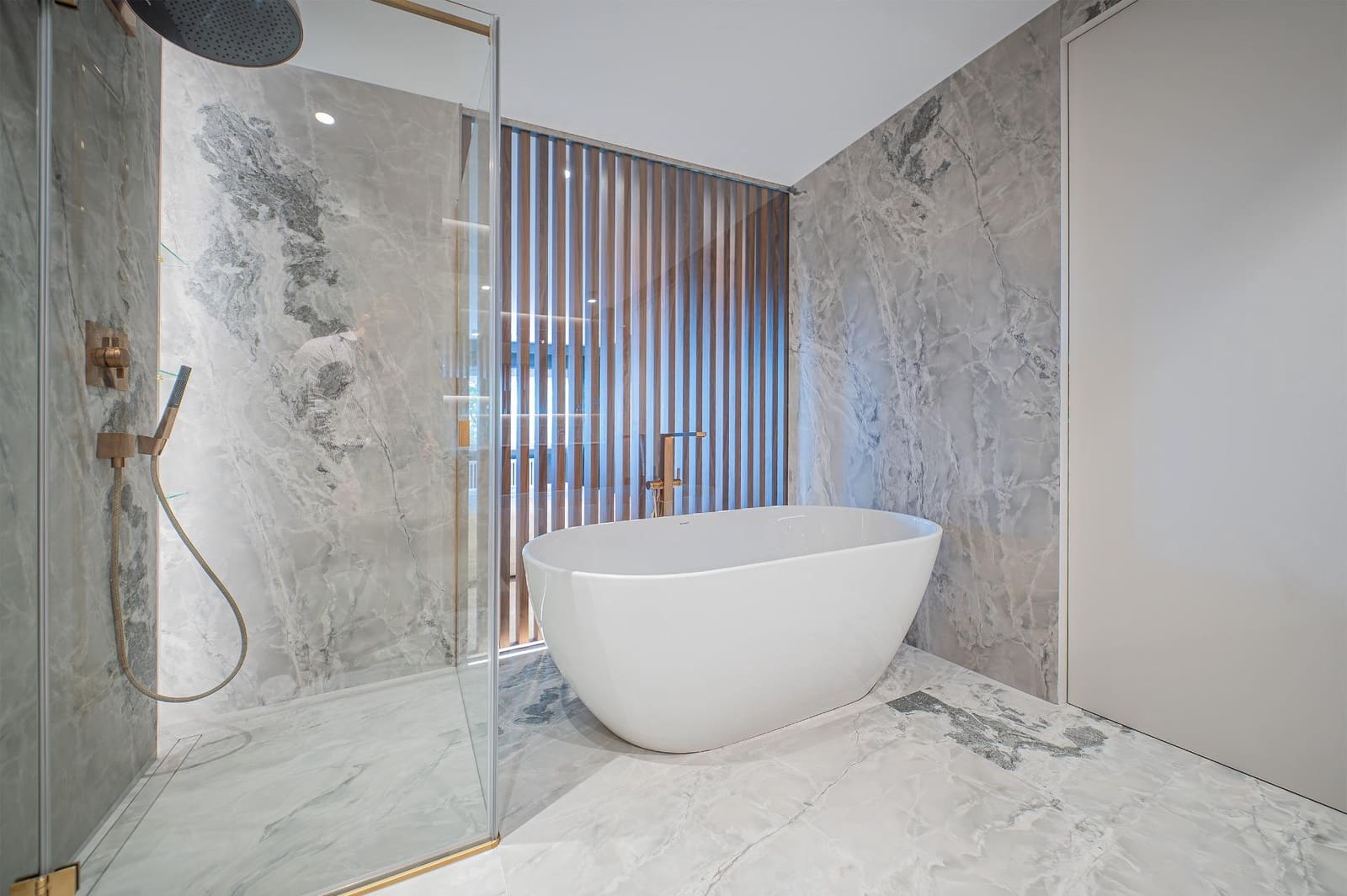 Piso de 6 habitaciones en Barcelona ciudad en venta con garaje - 2.800.000 € (Ref: 10059104)