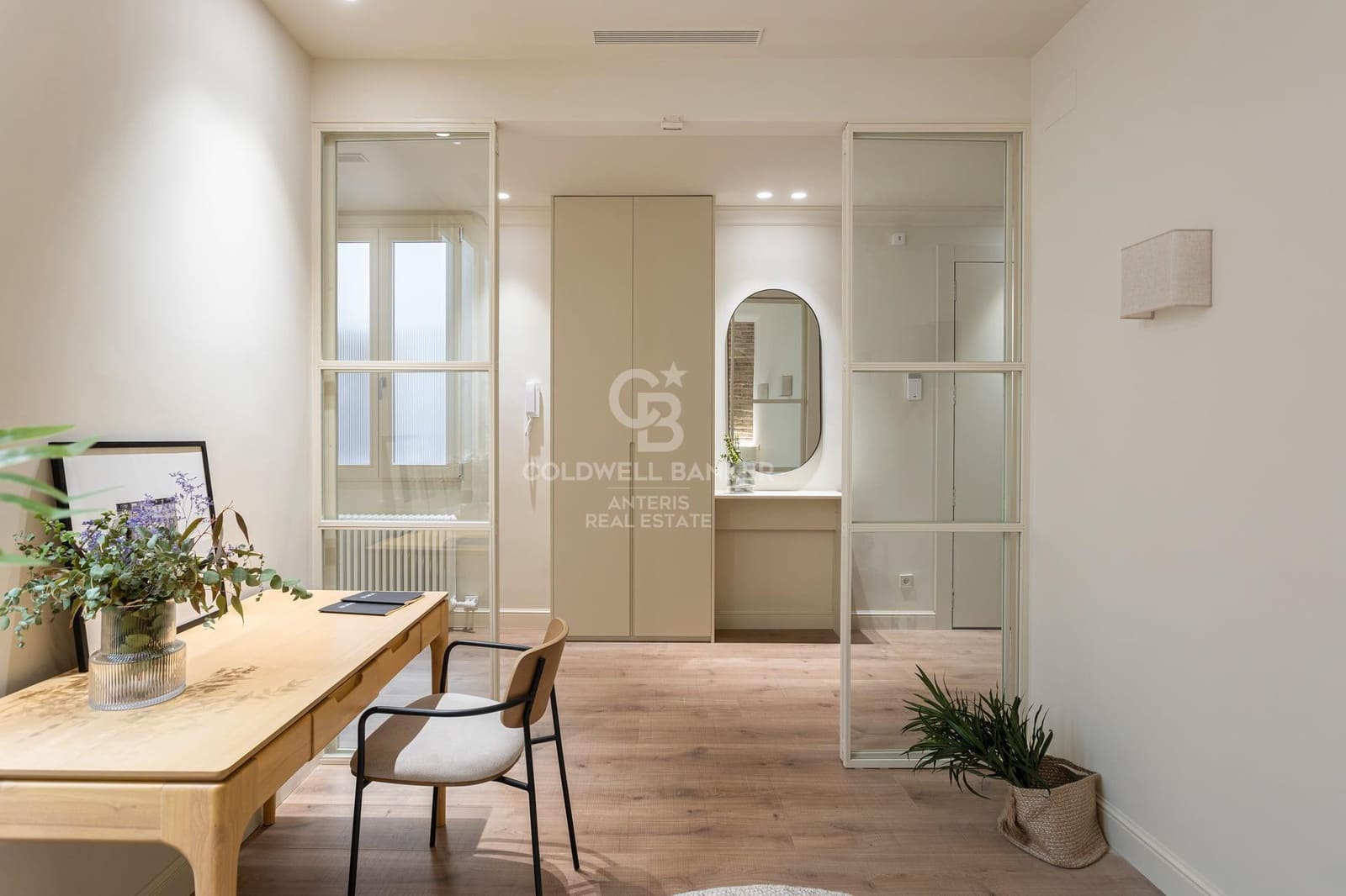 4 sypialnia Mieszkanie na sprzedaż w Miasto Barcelona - 1 720 000 € (Ref: 10059106)