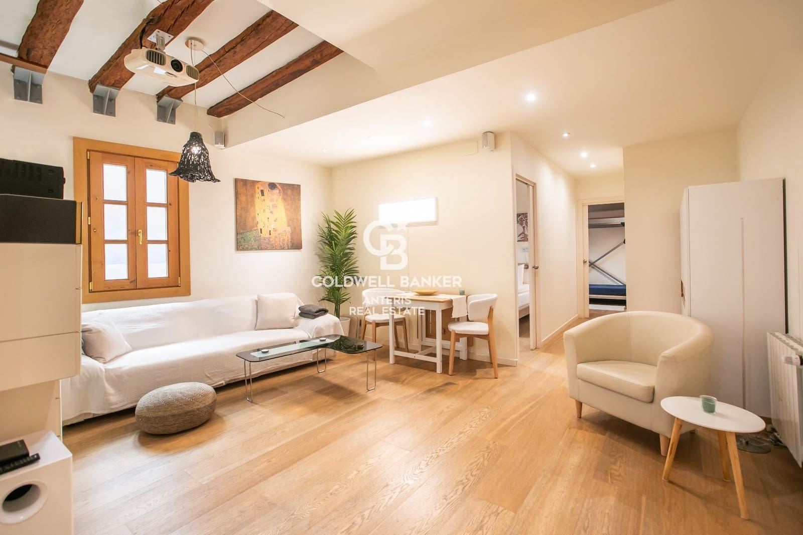 2 soveværelse Lejlighed til salg i Barcelona by - € 439.000 (Ref: 10059110)