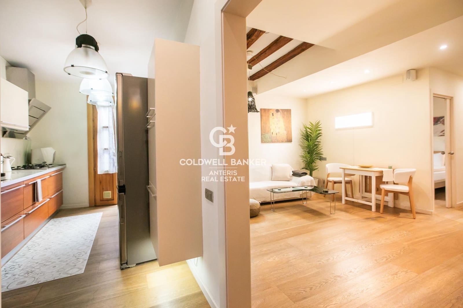 2 soveværelse Lejlighed til salg i Barcelona by - € 439.000 (Ref: 10059110)