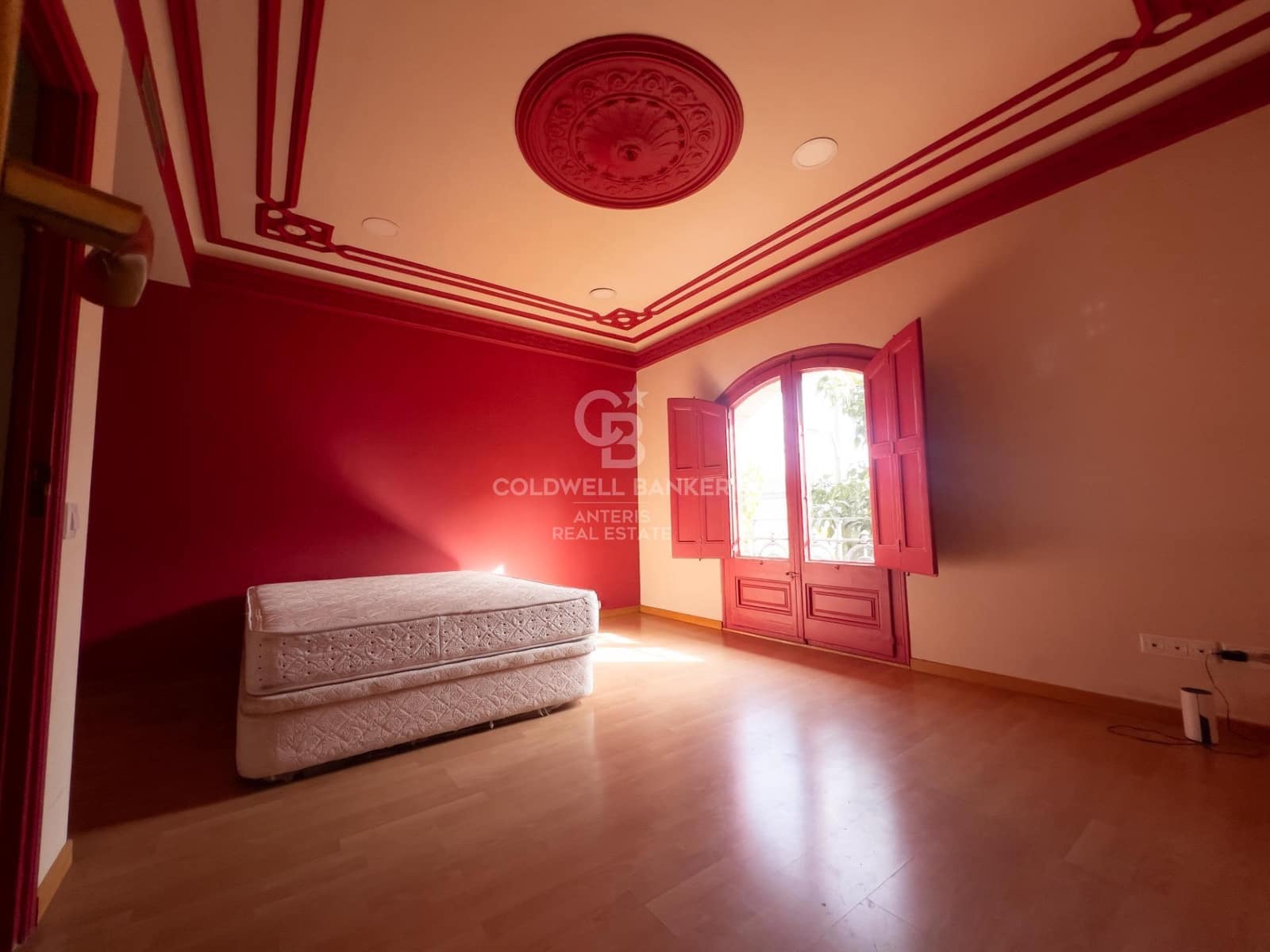 Piso de 4 habitaciones en Barcelona ciudad en venta - 749.000 € (Ref: 10059114)