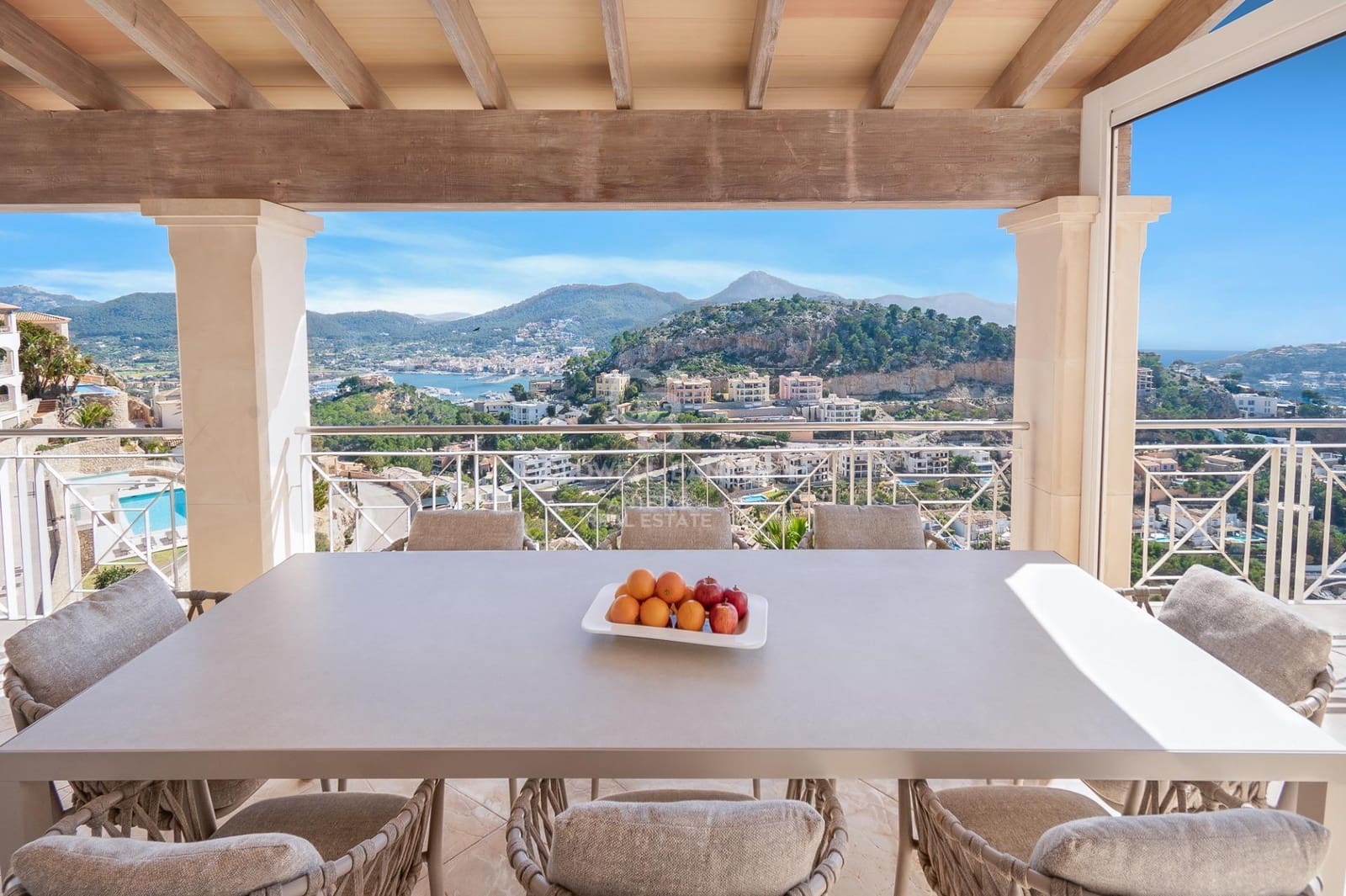 3 soverom Penthouse til salgs i Puerto de Andratx med svømmebasseng garasje - € 3 750 000 (Ref: 10059115)