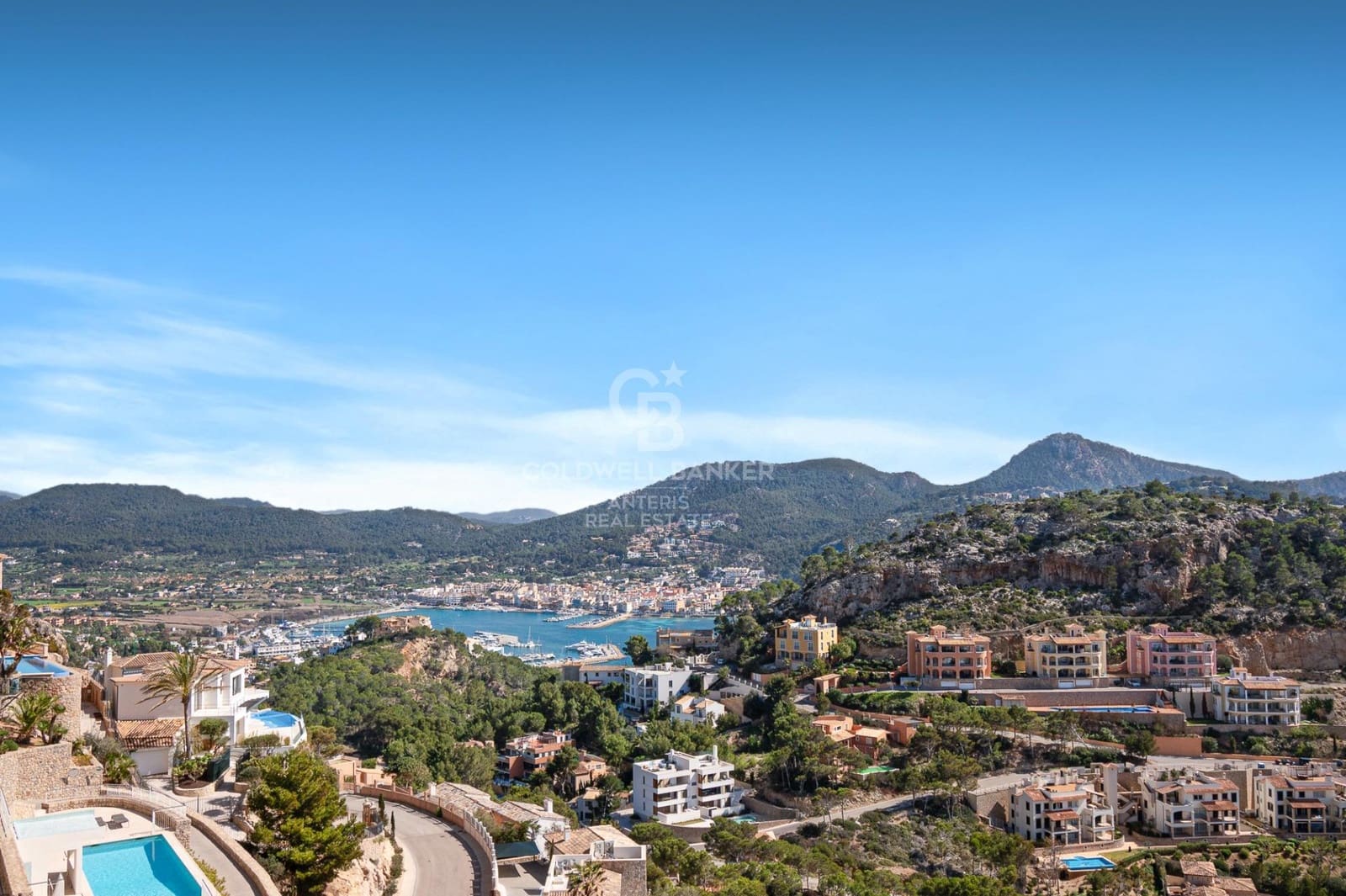 3 soverom Penthouse til salgs i Puerto de Andratx med svømmebasseng garasje - € 3 750 000 (Ref: 10059115)