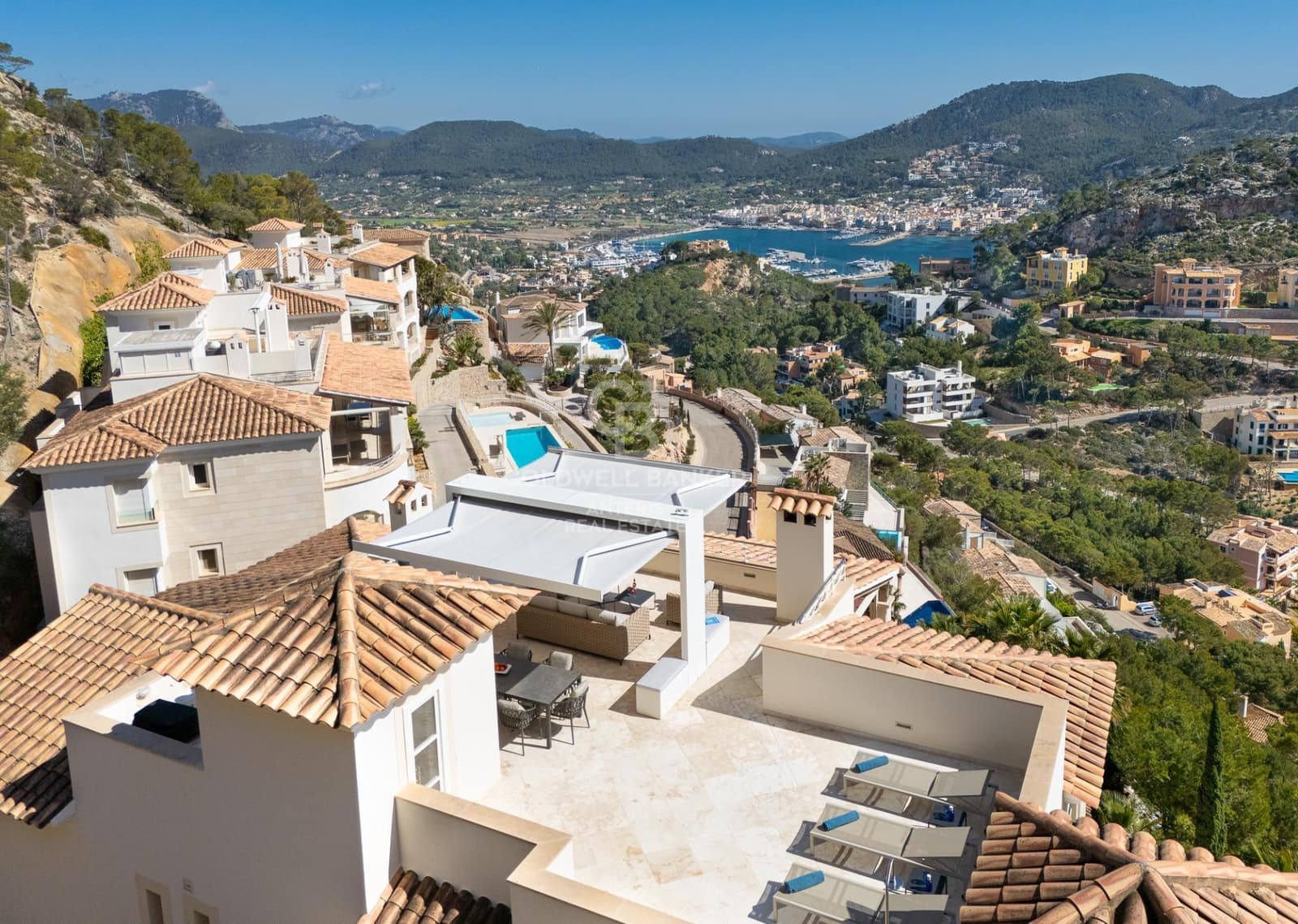 3 soverom Penthouse til salgs i Puerto de Andratx med svømmebasseng garasje - € 3 750 000 (Ref: 10059115)