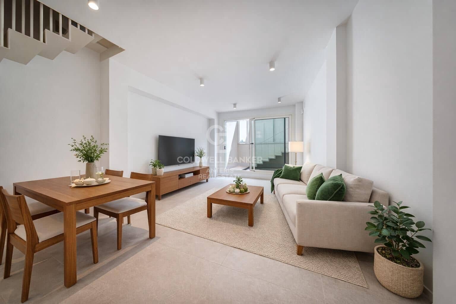 2 bedroom Flat for sale in L'Hospitalet de Llobregat with pool - € 480,000 (Ref: 10059119)