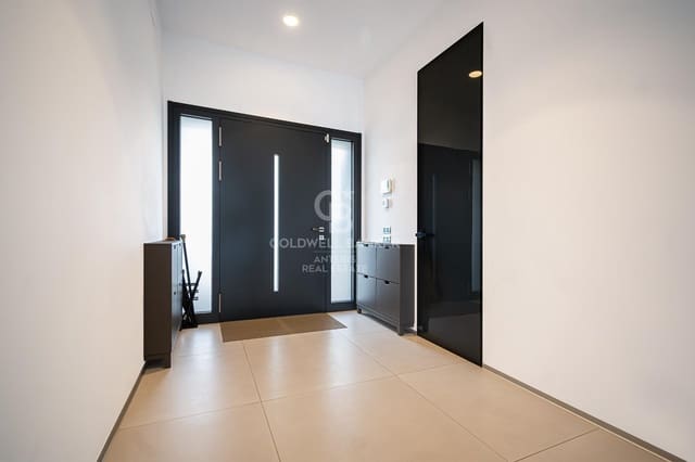 4 soverom Villa til salgs i Sant Andreu de Llavaneres med svømmebasseng garasje - € 2 190 000 (Ref: 10059120)