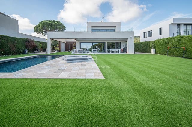 4 soverom Villa til salgs i Sant Andreu de Llavaneres med svømmebasseng garasje - € 2 190 000 (Ref: 10059120)