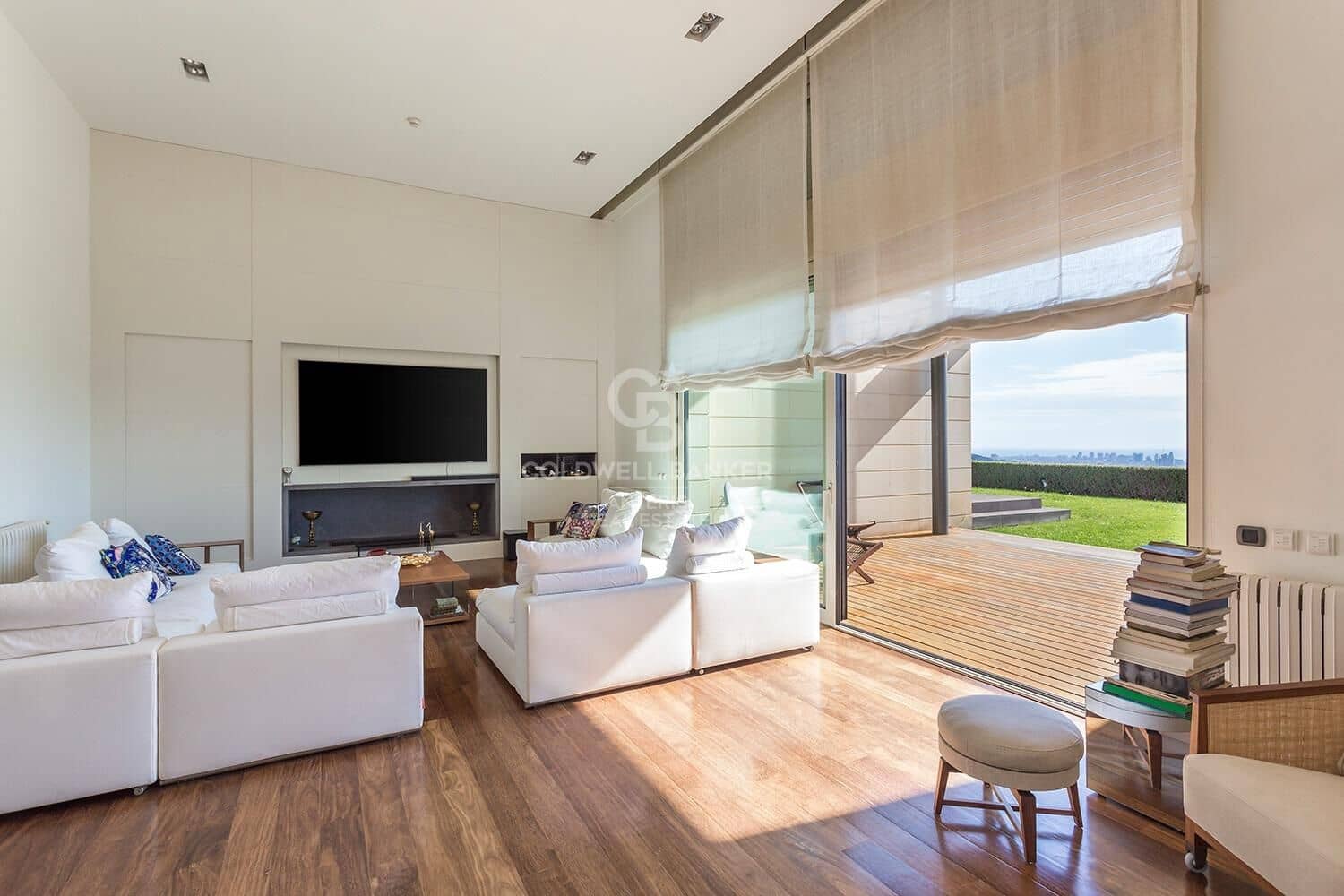 7 soverom Villa til salgs i Barcelona by med svømmebasseng garasje - € 7 450 000 (Ref: 10059121)