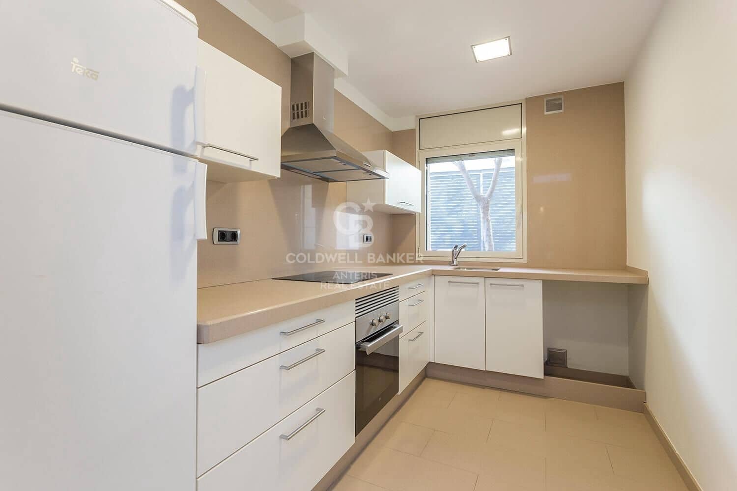 7 soverom Villa til salgs i Barcelona by med svømmebasseng garasje - € 7 450 000 (Ref: 10059121)