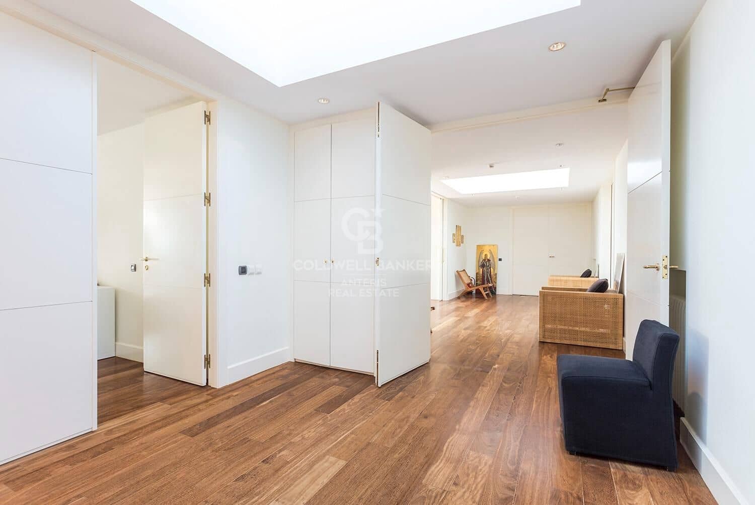 7 soverom Villa til salgs i Barcelona by med svømmebasseng garasje - € 7 450 000 (Ref: 10059121)