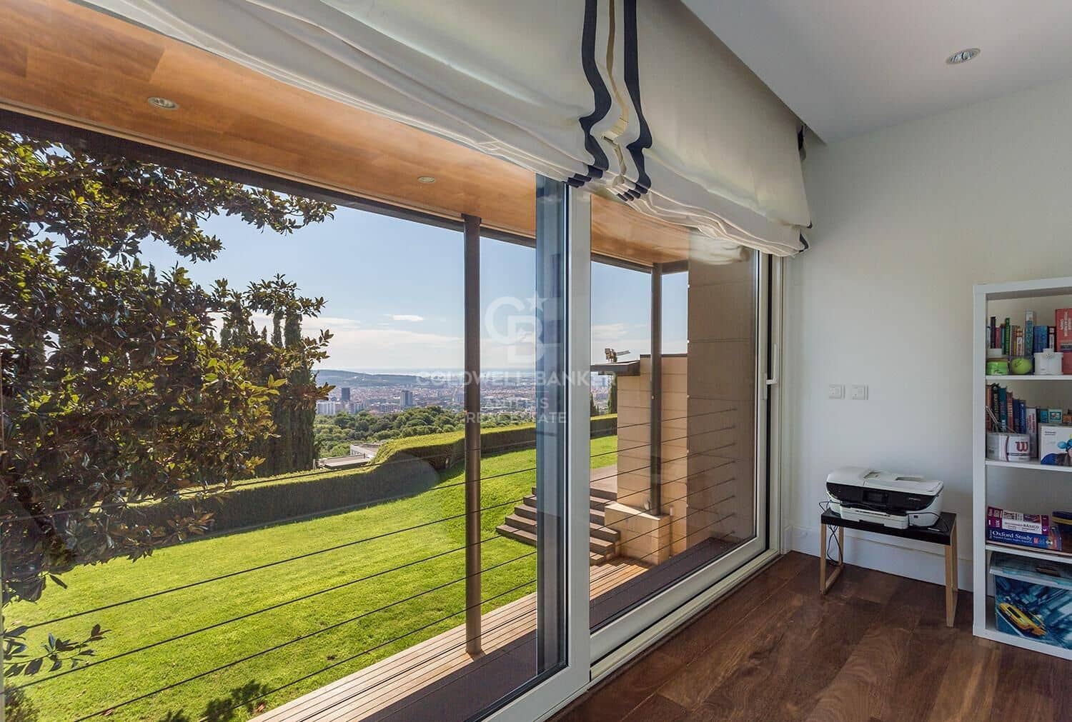 7 soverom Villa til salgs i Barcelona by med svømmebasseng garasje - € 7 450 000 (Ref: 10059121)