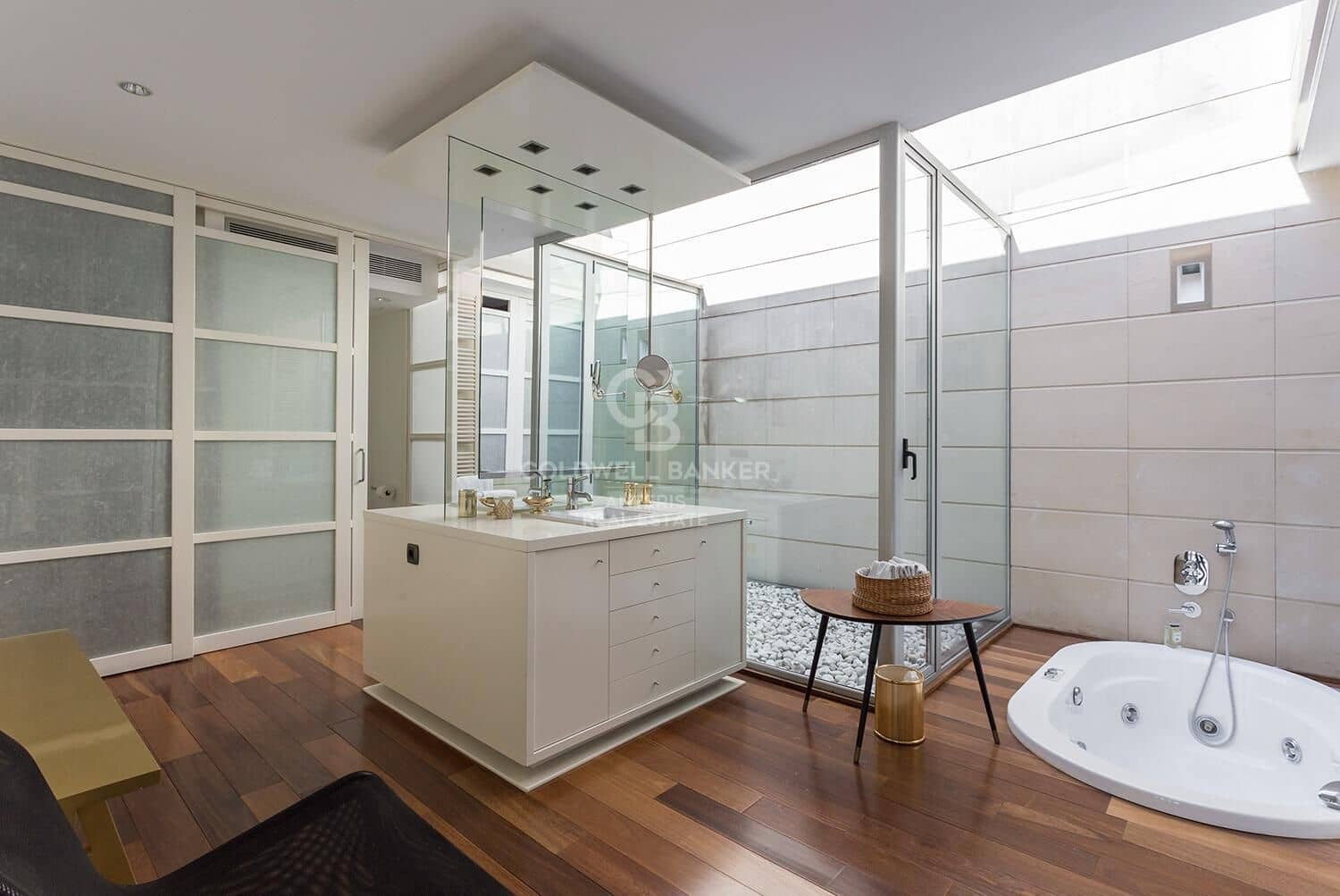 7 soverom Villa til salgs i Barcelona by med svømmebasseng garasje - € 7 450 000 (Ref: 10059121)