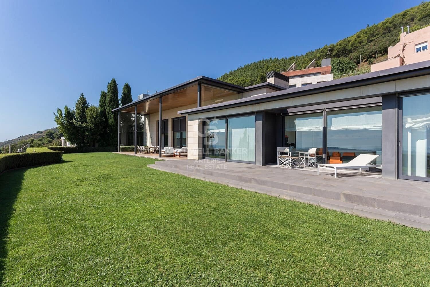 7 soverom Villa til salgs i Barcelona by med svømmebasseng garasje - € 7 450 000 (Ref: 10059121)