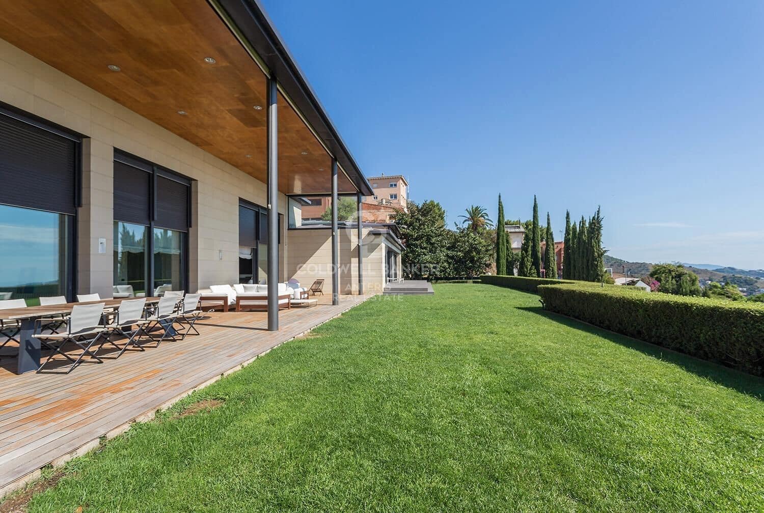 7 soverom Villa til salgs i Barcelona by med svømmebasseng garasje - € 7 450 000 (Ref: 10059121)