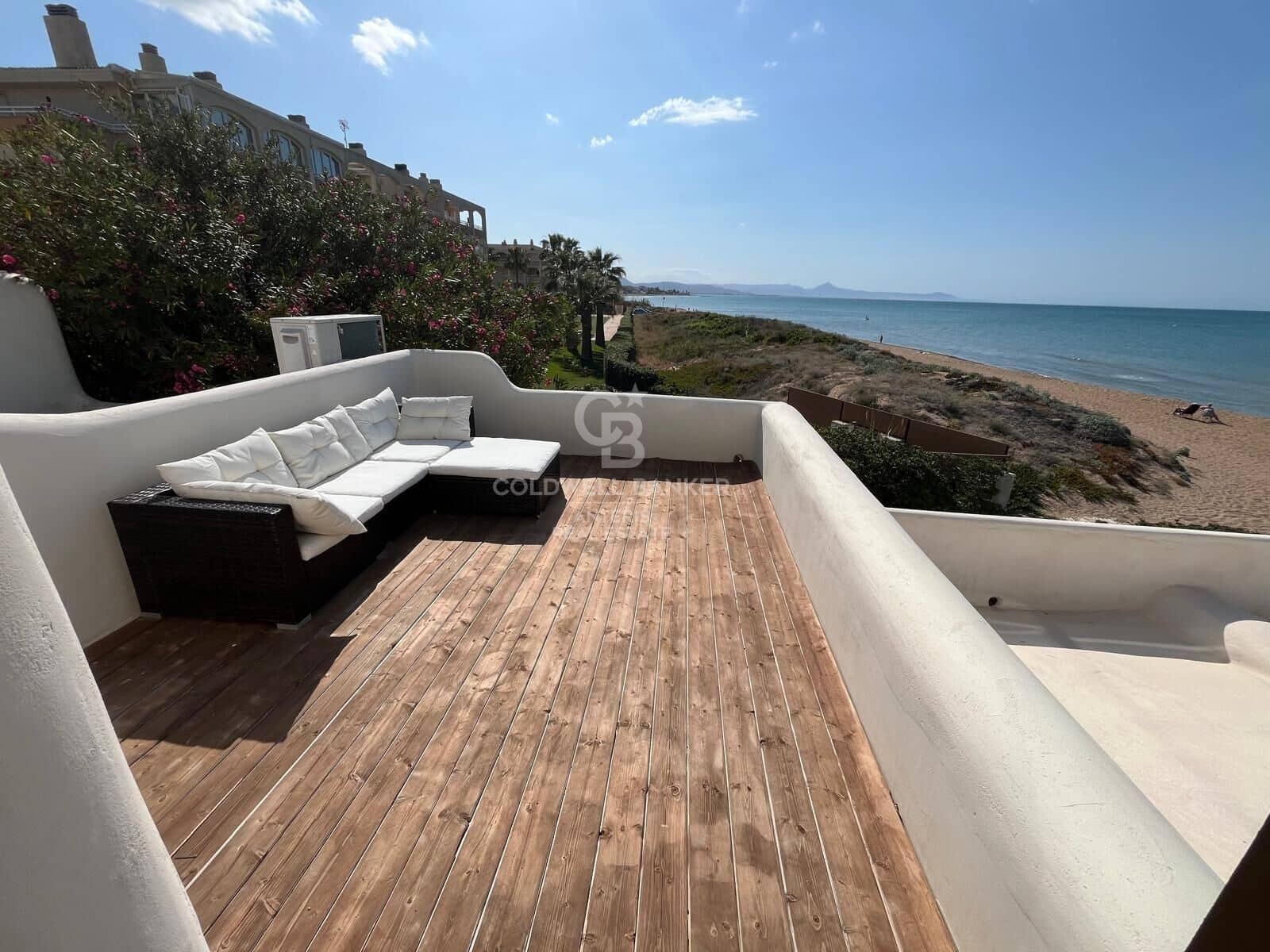 4 bedroom Villa for sale in Denia with pool garage - € 1,820,000 (Ref: 10059123)