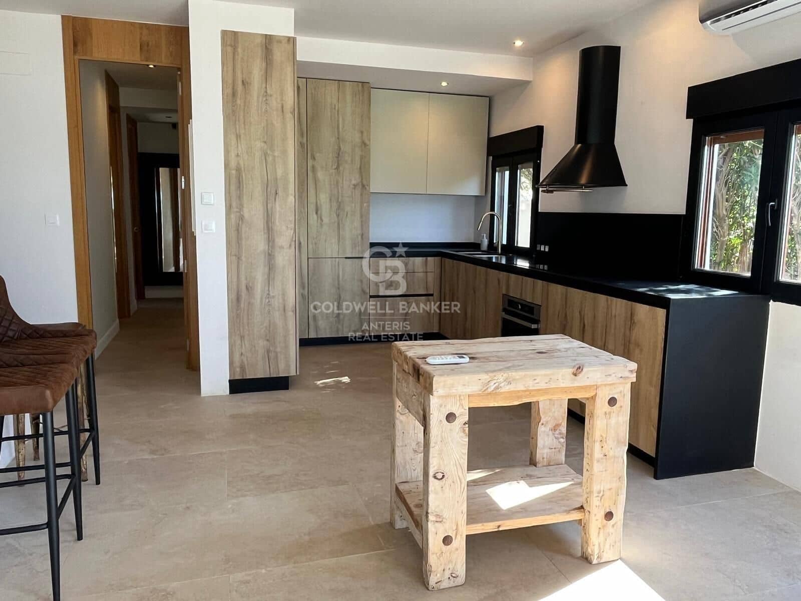 4 bedroom Villa for sale in Denia with pool garage - € 1,820,000 (Ref: 10059123)