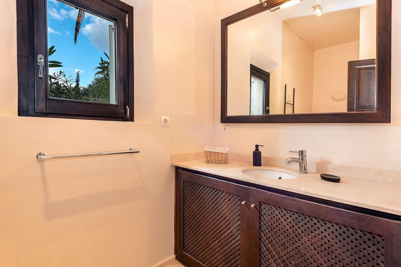 4 chambre Finca/Maison de Campagne à vendre à Portocolom avec piscine garage - 2 750 000 € (Ref: 10059124)