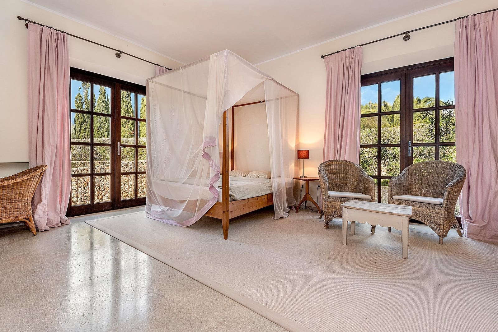 4 chambre Finca/Maison de Campagne à vendre à Portocolom avec piscine garage - 2 750 000 € (Ref: 10059124)