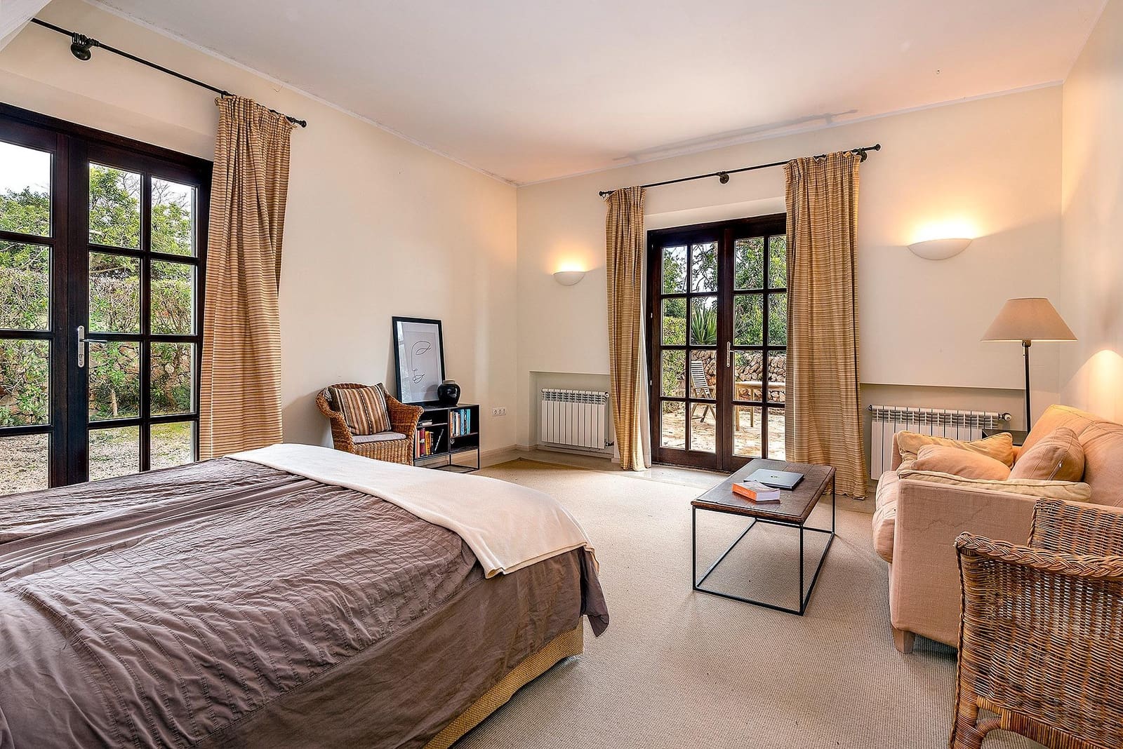 4 chambre Finca/Maison de Campagne à vendre à Portocolom avec piscine garage - 2 750 000 € (Ref: 10059124)