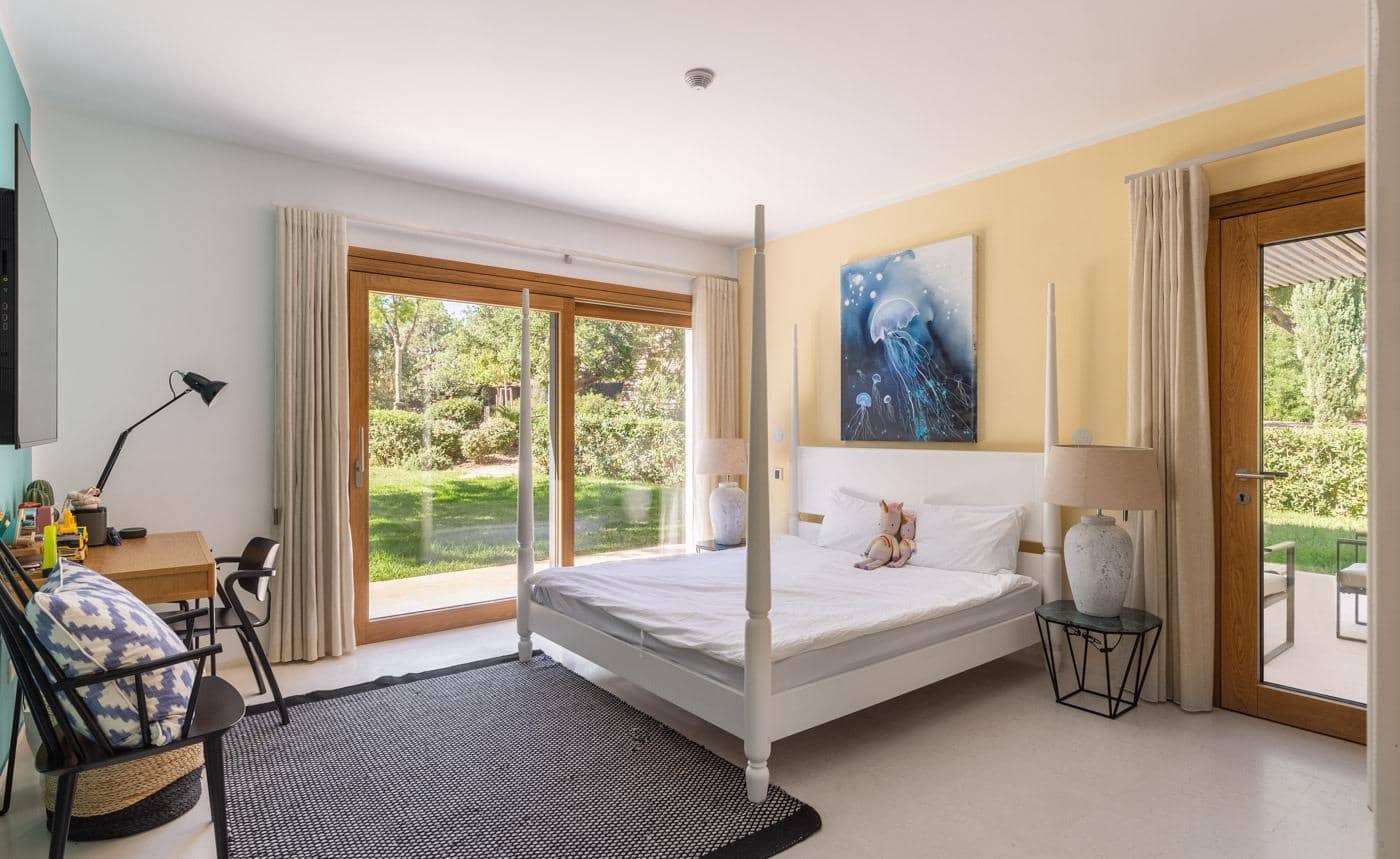 6 slaapkamer Villa te koop in Alaro met zwembad - € 7.500.000 (Ref: 10059125)