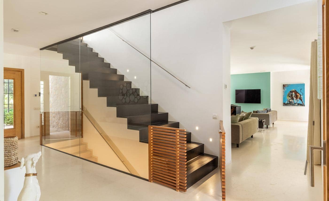 6 slaapkamer Villa te koop in Alaro met zwembad - € 7.500.000 (Ref: 10059125)