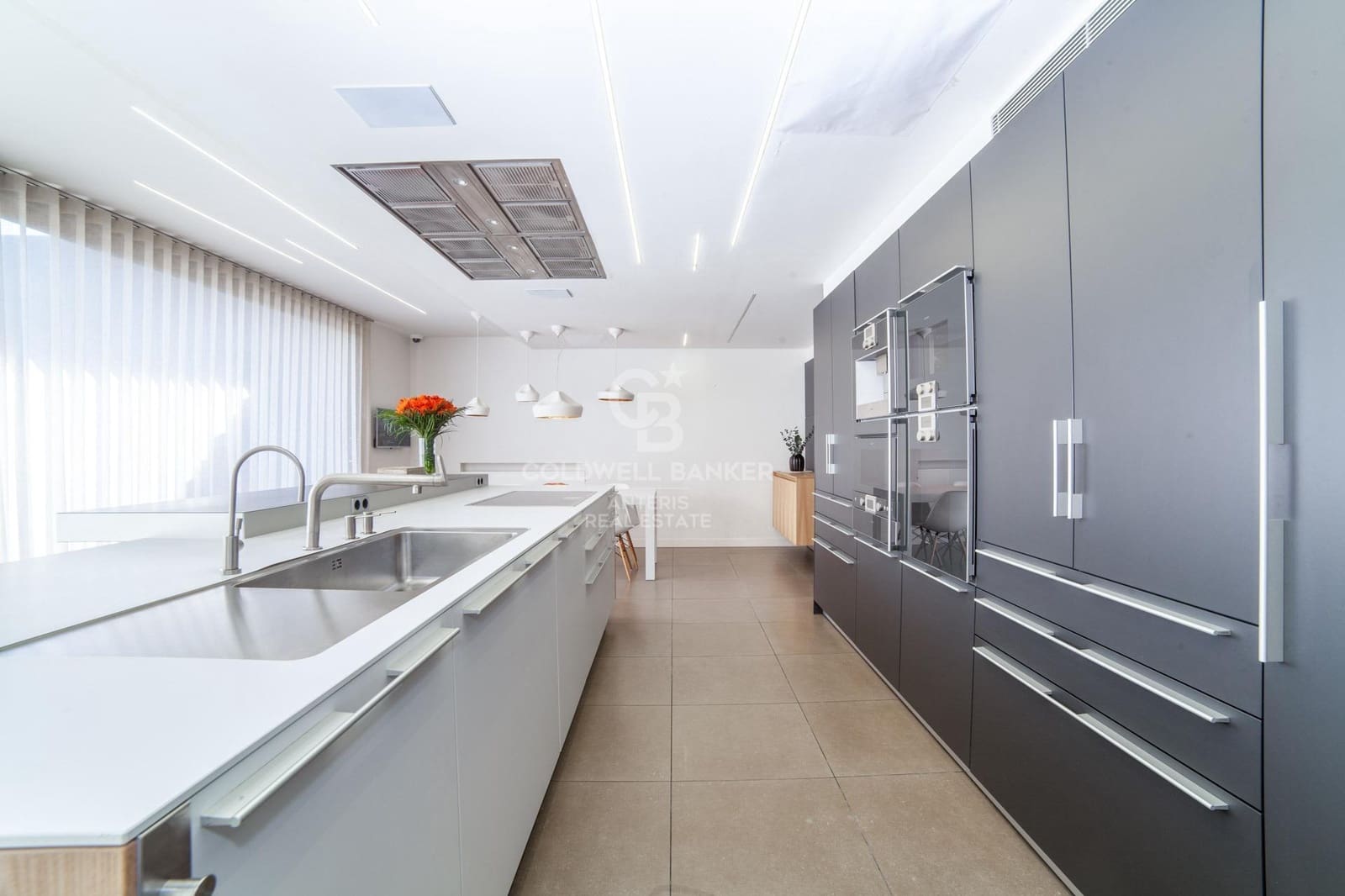 Chalet de 8 habitaciones en Esplugues de Llobregat en venta con piscina garaje - 17.000.000 € (Ref: 10059127)