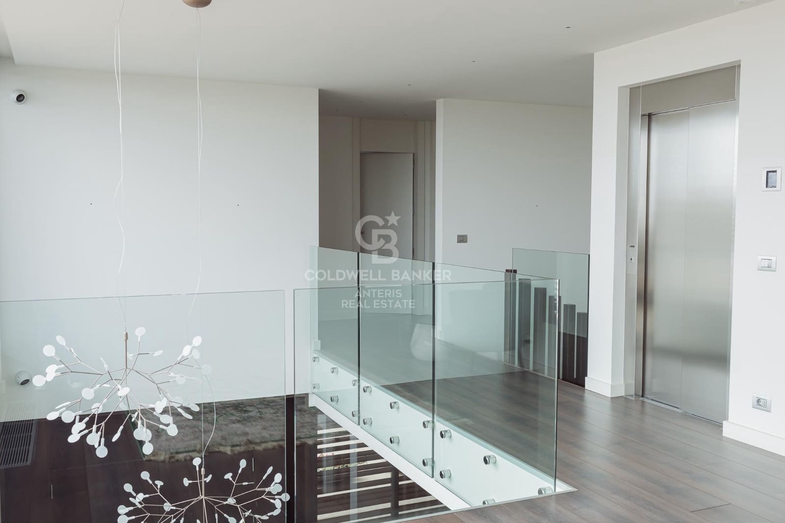 Chalet de 8 habitaciones en Esplugues de Llobregat en venta con piscina garaje - 17.000.000 € (Ref: 10059127)