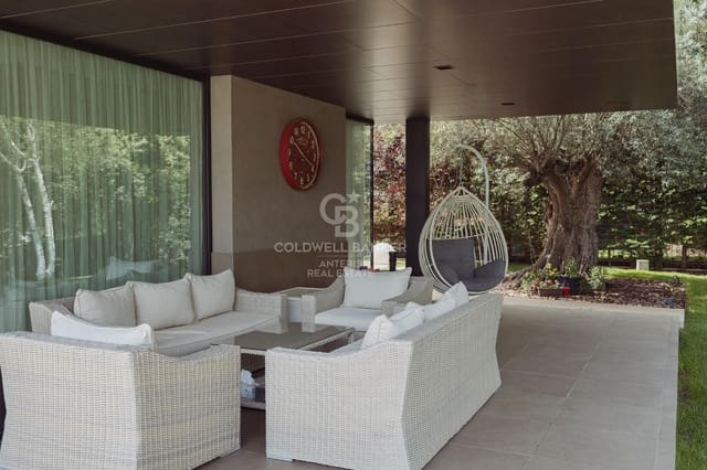 Chalet de 8 habitaciones en Esplugues de Llobregat en venta con piscina garaje - 17.000.000 € (Ref: 10059127)