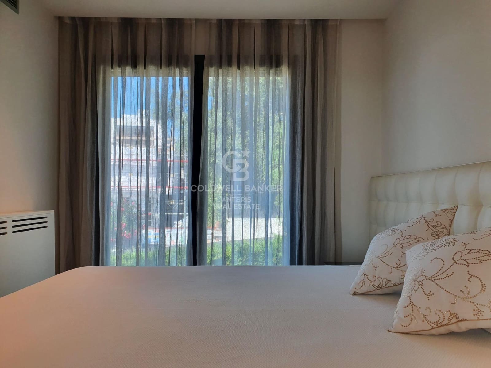 Chalet de 8 habitaciones en Esplugues de Llobregat en venta con piscina garaje - 17.000.000 € (Ref: 10059127)