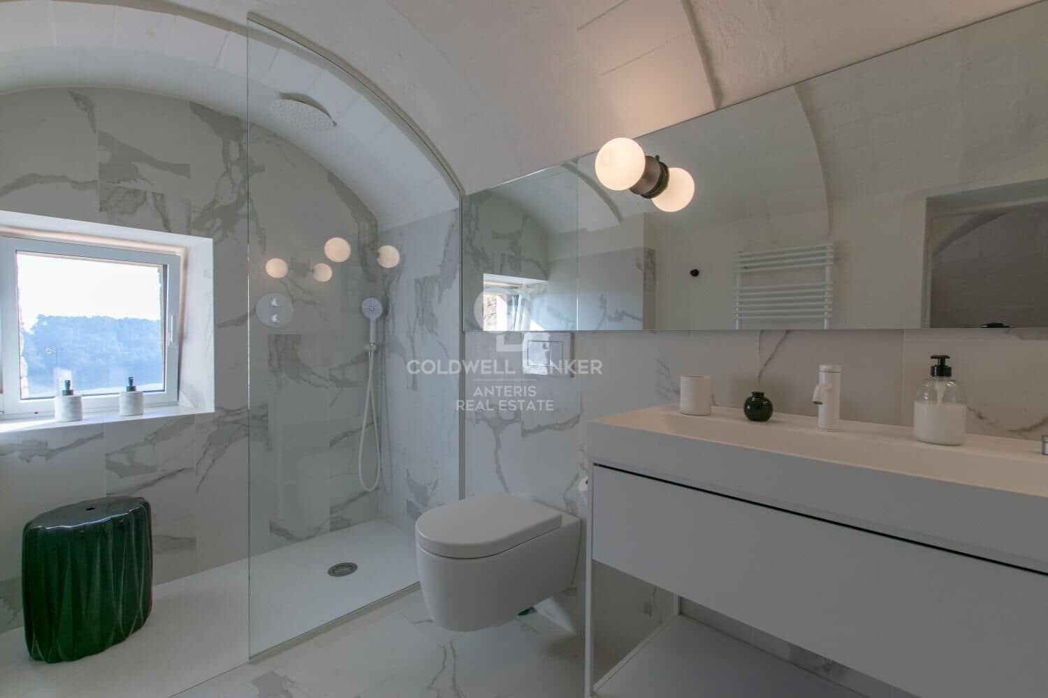 Casa de 4 habitaciones en Madremanya en venta con piscina - 1.150.000 € (Ref: 10059128)