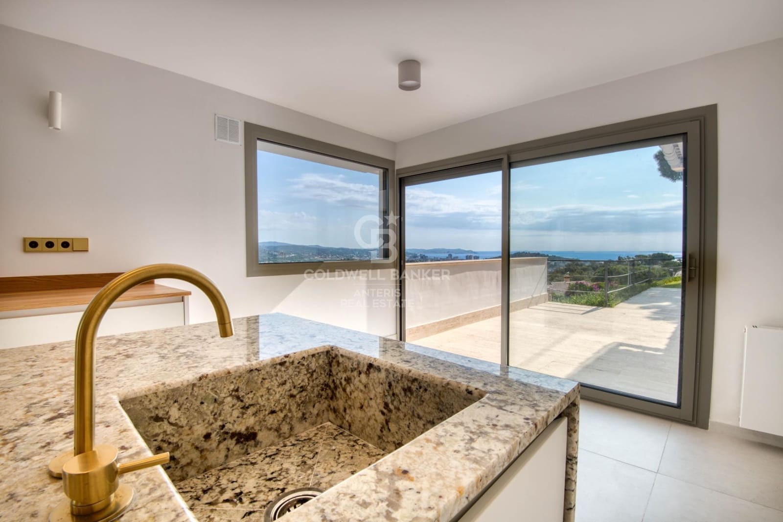 6 chambre Villa/Maison à vendre à Sant Feliu de Guixols avec piscine garage - 1 950 000 € (Ref: 10059130)