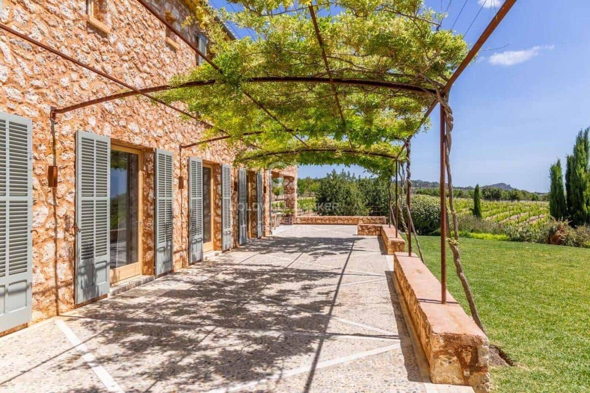 5 soverom Finca/Herregård til salgs i Santa Maria del Cami med svømmebasseng garasje - € 8 850 000 (Ref: 10059134)