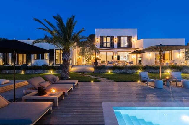 4 bedroom Finca/Country House for sale in Bunyola with pool - € 7,350,000 (Ref: 10059137)