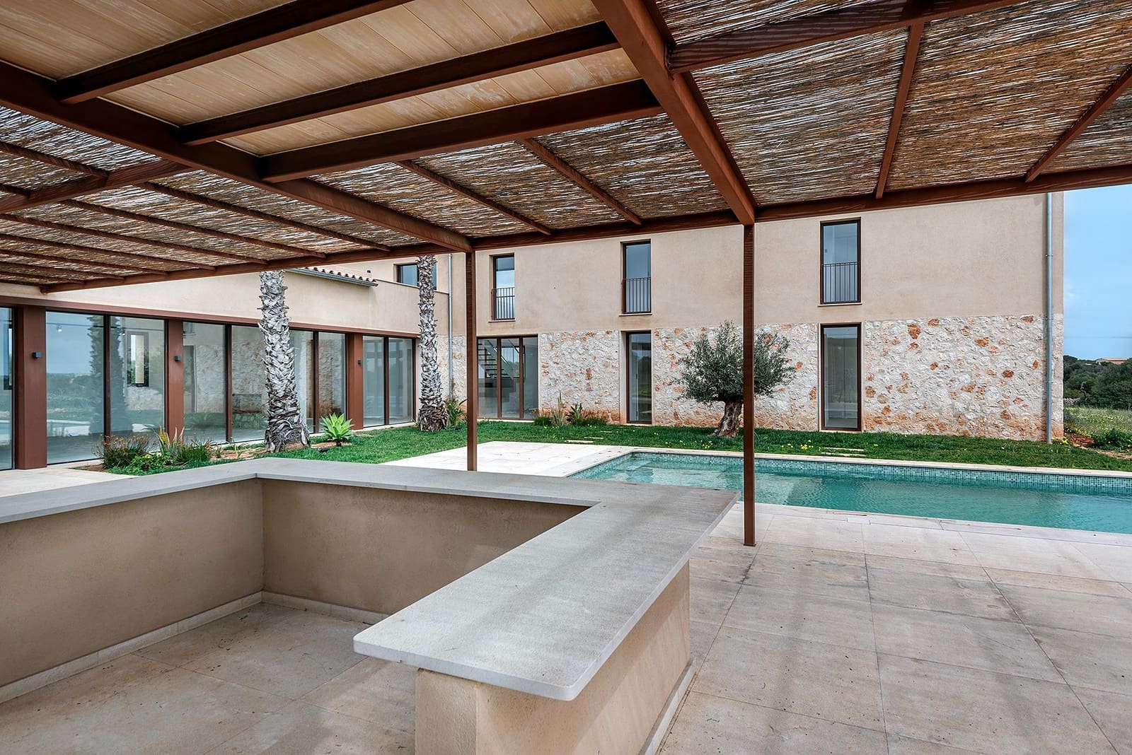 5 Zimmer Villa zu verkaufen in Ses Salines mit Pool - 3.450.000 € (Ref: 10059143)