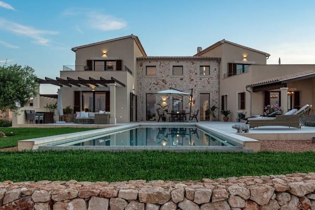 4 sypialnia Finka/Dom wiejski na sprzedaż w Campos z basenem garażem - 2 950 000 € (Ref: 10059144)