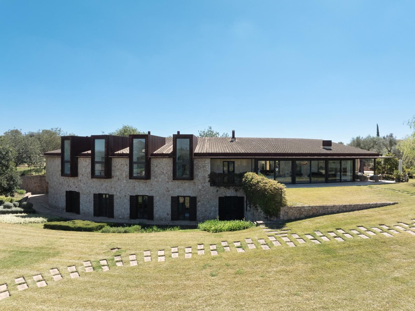 7 bedroom Finca/Country House for sale in Costitx with pool garage - € 3,200,000 (Ref: 10059148)