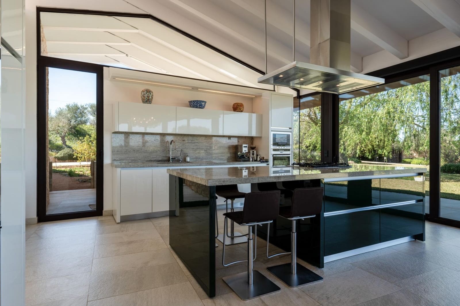 7 bedroom Finca/Country House for sale in Costitx with pool garage - € 3,200,000 (Ref: 10059148)