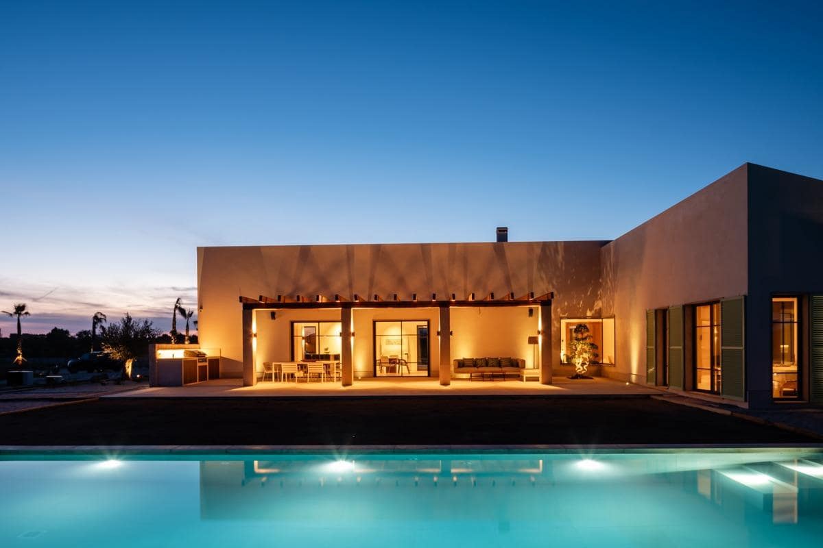 4 bedroom Finca/Country House for sale in Campos with pool garage - € 2,995,000 (Ref: 10059149)