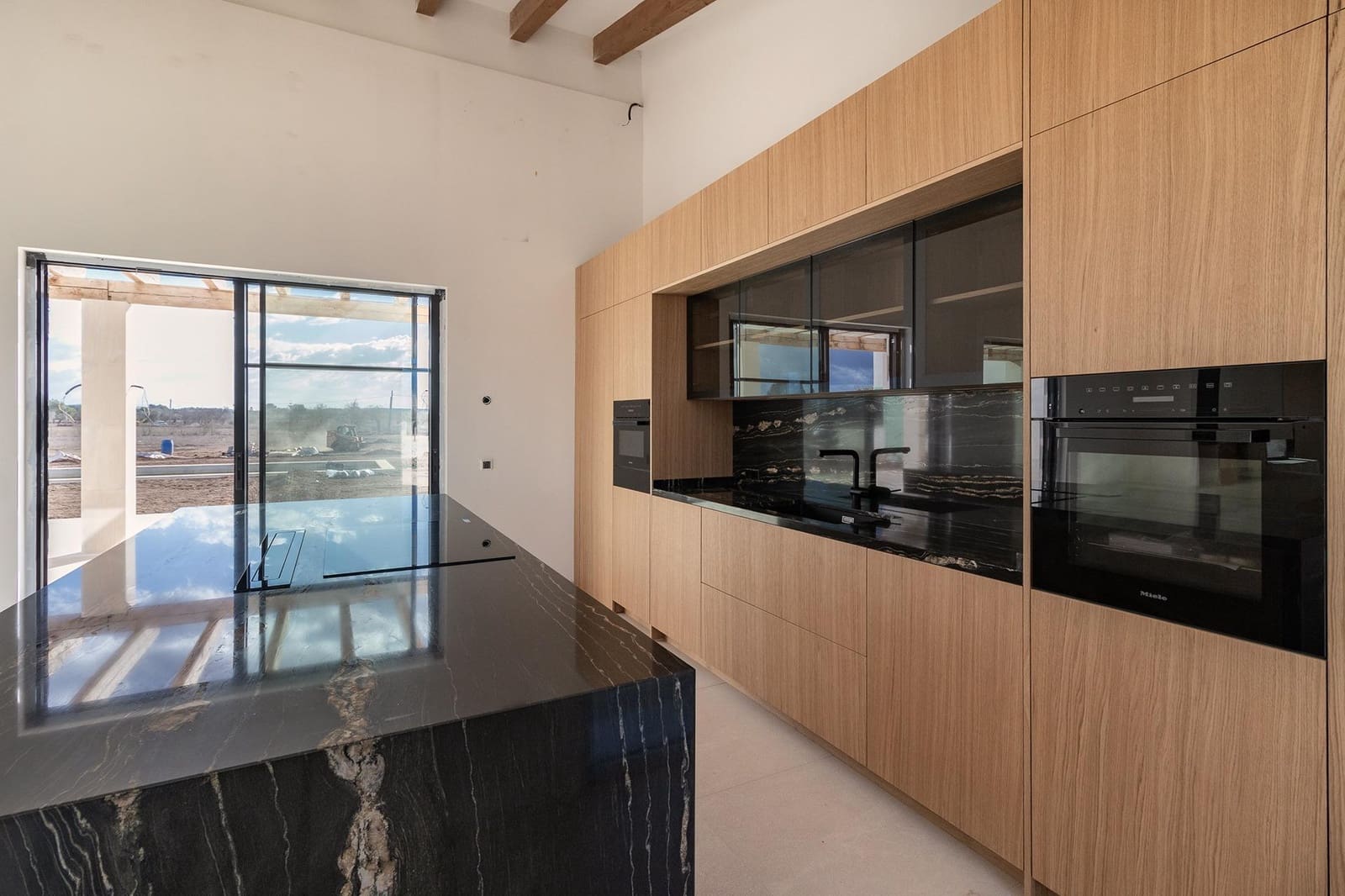 4 bedroom Finca/Country House for sale in Campos with pool garage - € 2,995,000 (Ref: 10059149)
