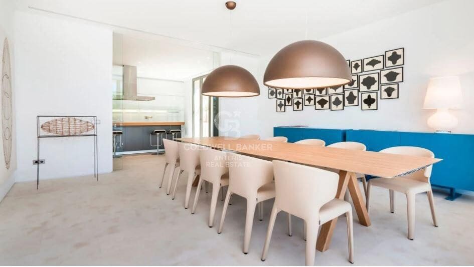 Chalet de 9 habitaciones en Es Camp De Mar / El Camp De Mar en venta con piscina garaje - 15.000.000 € (Ref: 10059153)